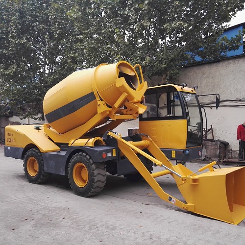 4x4 4 wheel drive 4WD mobile concrete mixer with loader weighting system 4 wheel steering and loading scale with printer