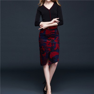 V-neck With Contrasting Binding Design With Colourful Camouflage Skirt In Diagonal Seam And Split Dress