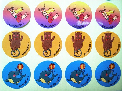 Color sticker with animal shape for children