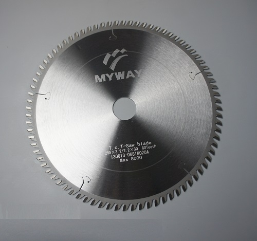 Best tungsten carbide tipped circular saw blade for slitting wood laminates and MDF