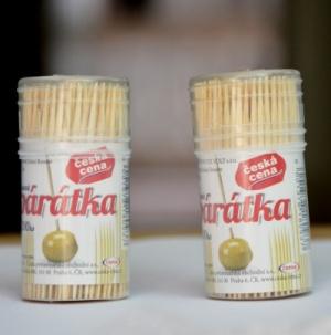 Wholesale natural disposable bamboo toothpicks with plastic bottle