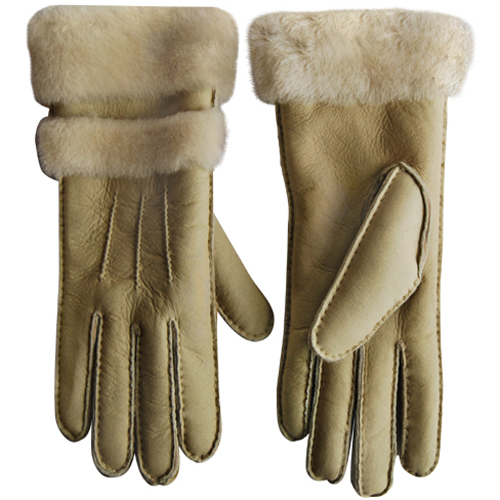UGG Fur Gloves Chestnut
