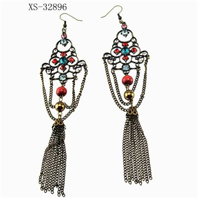 Fashion chain tassel drop earring 