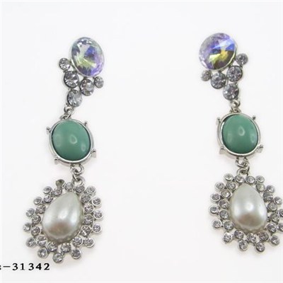 Drop Earrings, OEM Designs are Welcome, Suitable for Gifts and Banquet Occasions, Made of Zinc Alloy