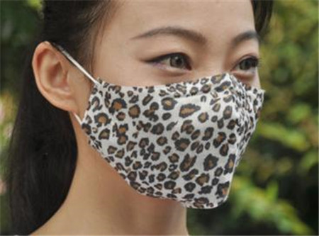 leopard style cotton spunlace anti PM2.5 anti fog and haze masks/fashion disposable candy color  non-woven anti haze folding mask