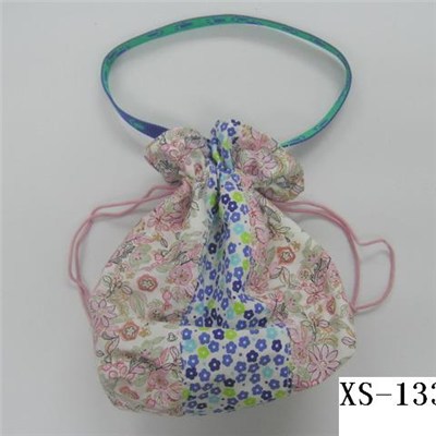 Small cotton pouch bags, can be used for gifts or small things collection 