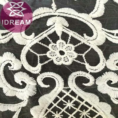 Fashion Design Water Soluble Embroidery Chemical Venise Lace Fabric