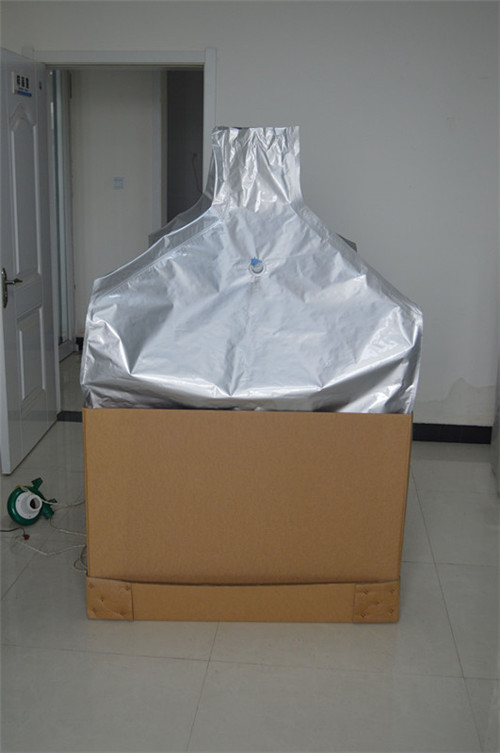 Aluminum foil liner for bulk dry industrial products