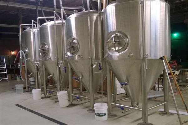 2500L beer fermentation tanks China fermenter design cone angle tank 