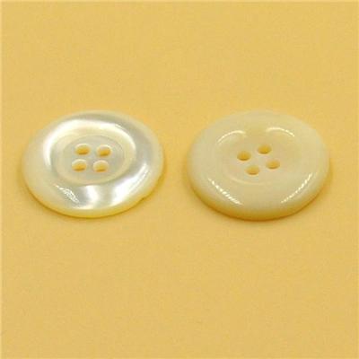 Natural River Large Shell Buttons with 4 Holes for Woman Garment for Sale