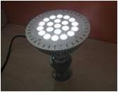Светодиодная лампа для наружного и внутреннего применения E40