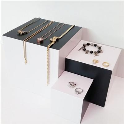 Craft Show Wood Riser Jewelry Display Cube Set For Shop Window