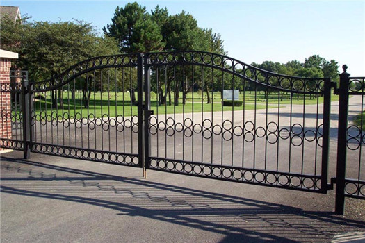 2017 hot sale metal modern fence and swing gates design