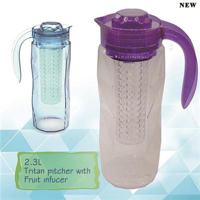 Wholesale K205 2.3L Tritan Fruit Infuser Pitcher Ice Feeling Plastic Water Bottle With Fruit Infuser