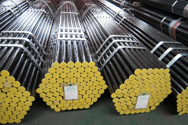 Seamless steel pipe for gas cylinder