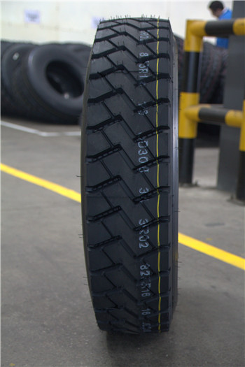 Wholesales Truck&Bus tire Good quality Cheap Chinese tire 9.00R20