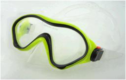 good quality swim goggle with silicone for adult