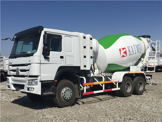 High Quality HOWO 6X4 CNG Mixer truck manufacturer