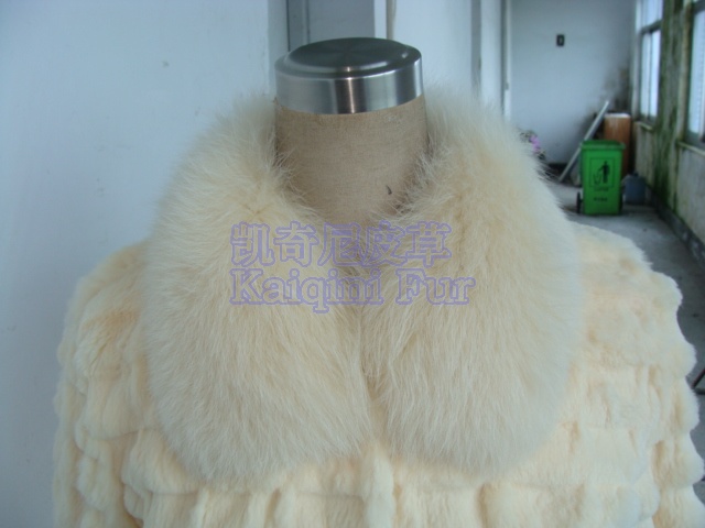 fox fur collars white
