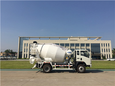 hot selling CNHTC Chassis 5cbm Concrete Mixer Truck manufacturer