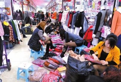 Chinese clothing company choose China-Arab International Of