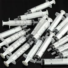 dysposable syringes available