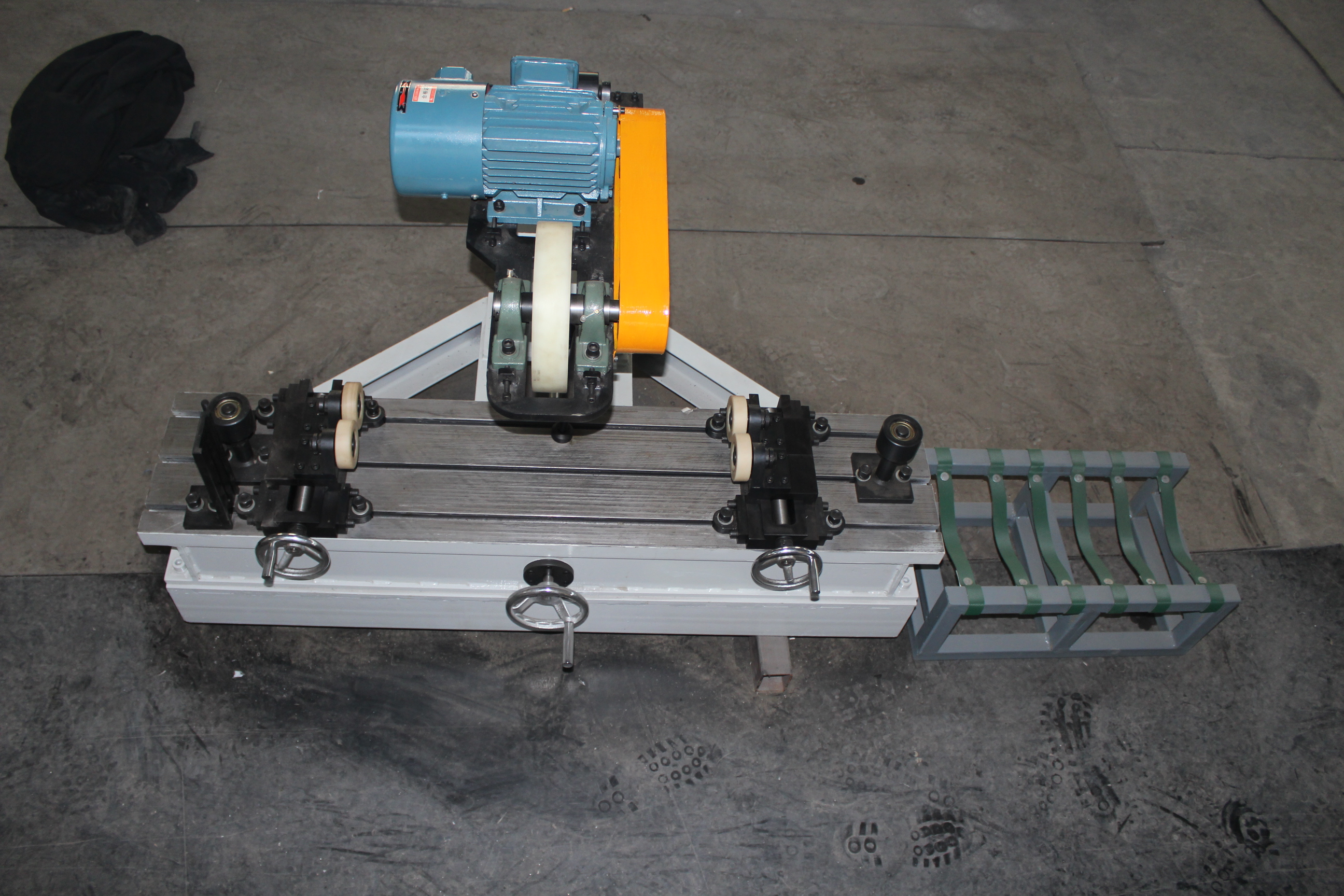 The Test-bed for Rotation Resistance of Roller