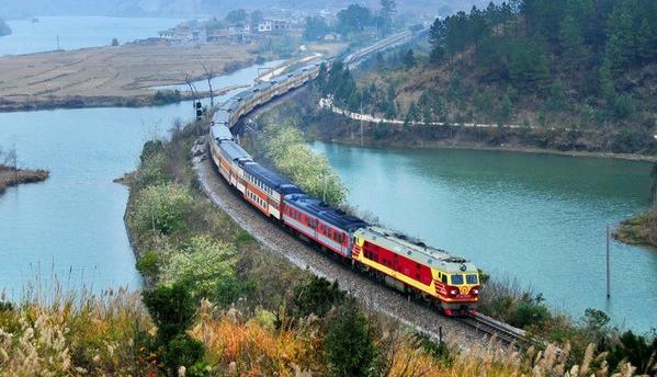 Перевозка по железной дороге из Китая в Лесок220504