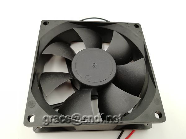 CNDF   مروحة تبريد input low voltage 24VDC 0.18A 4.32W 3500rpm cooling fan 80x80x25mm