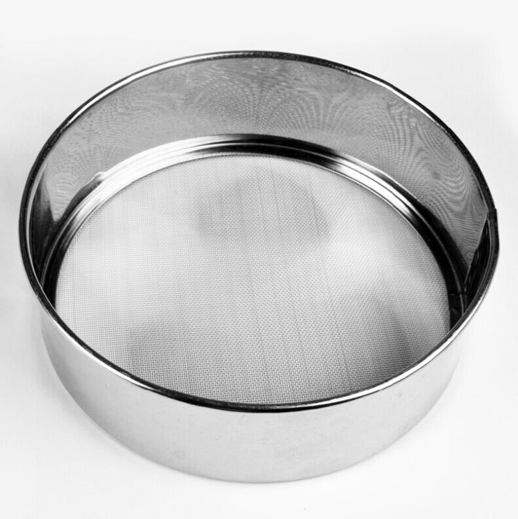 Round stainless steel flour sifter