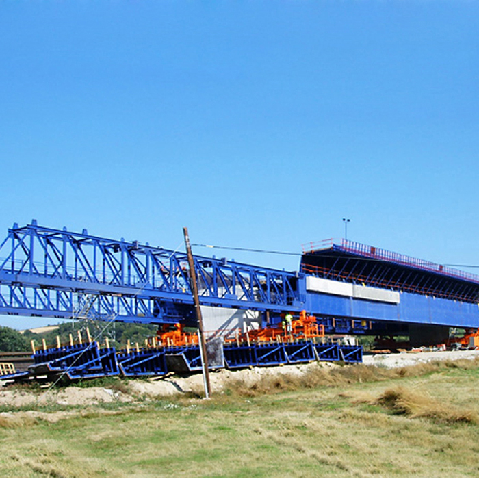 bridge erecting underslung movable scaffolding system equipment