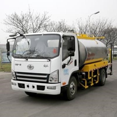 5000 Liters Asphalt Distributor Truck