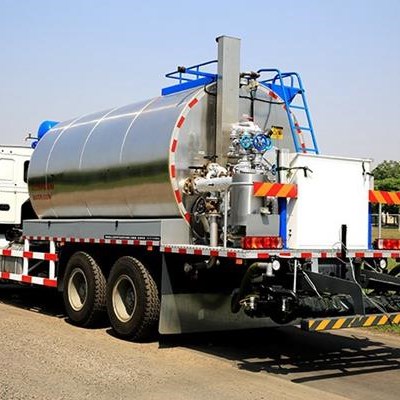 13000 Liters Asphalt Distributor Truck