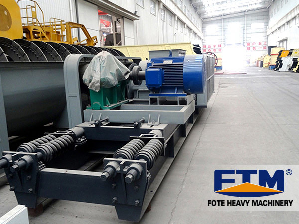 High quality double-toothed roller crusher of Fote Machine