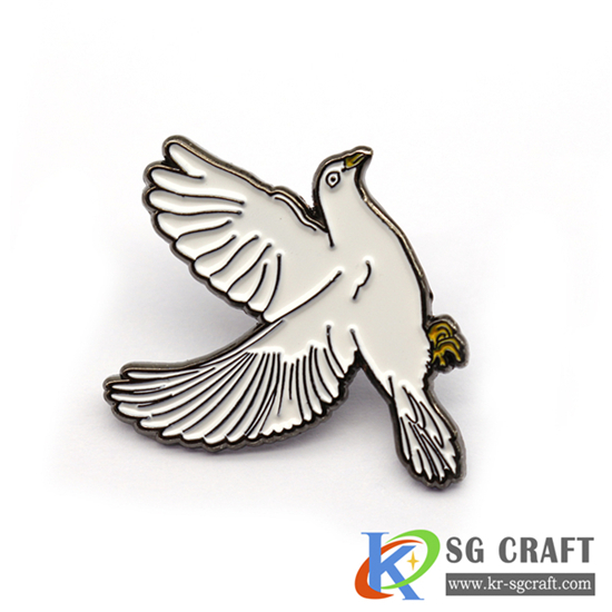 Custom pigeon badge