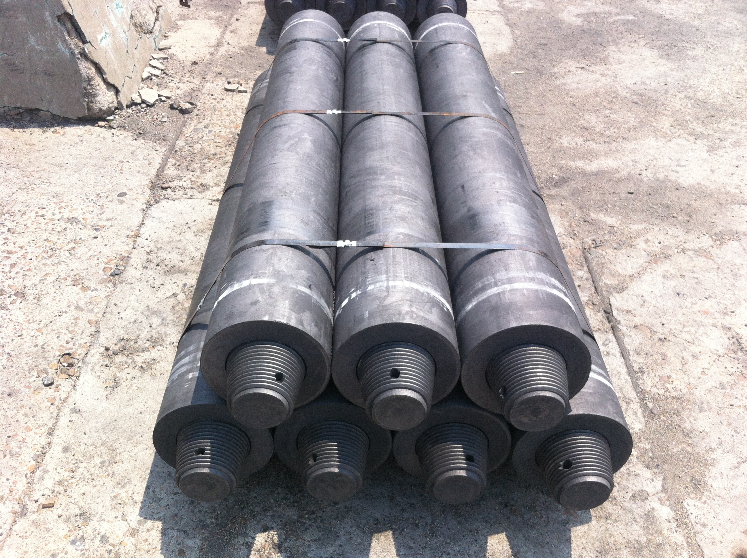 GRAPHITE ELECTRODE RP,HP.SHP.FG.UHP IN CHINA