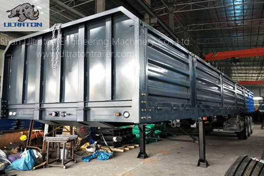 3轴40英尺平板式集装箱运输半挂车