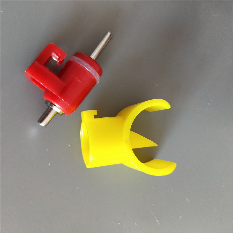 Chicken Nipple Drinker With Card for Poultry Water System PH-24
