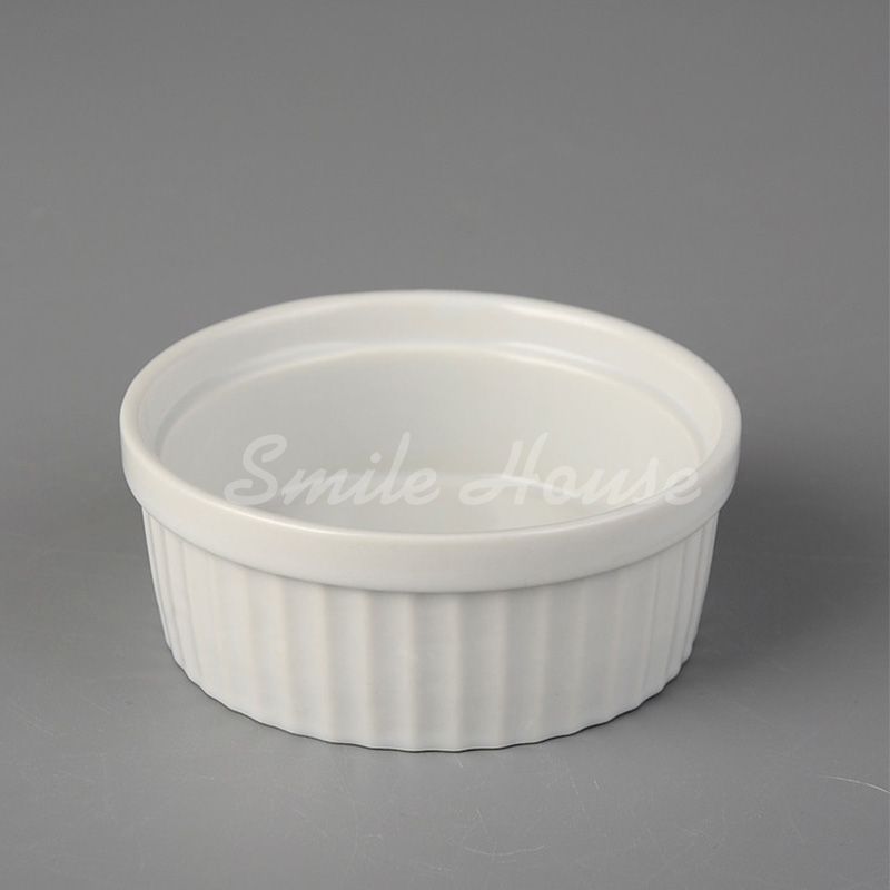 Hand-made round white dessert ceramic bowls