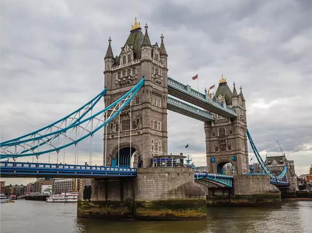 Travel info from London Bridge
