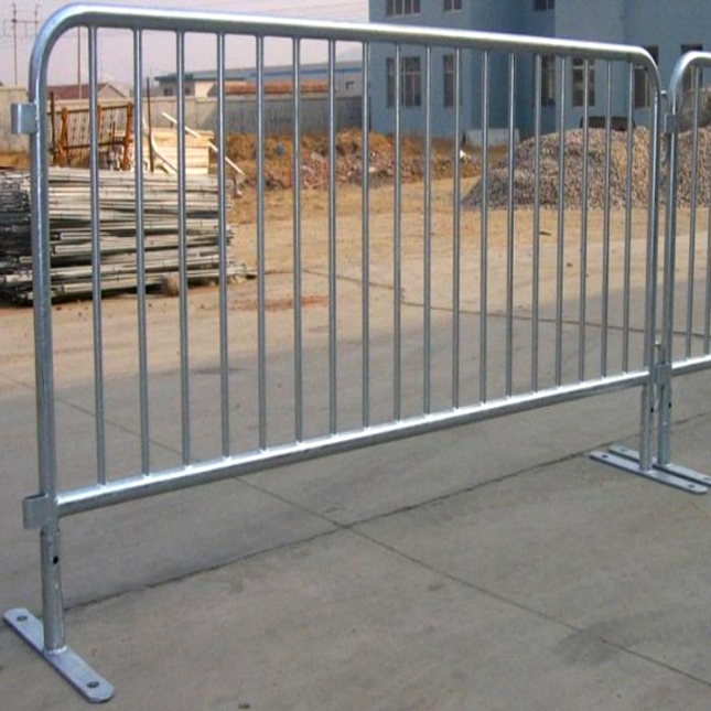 Galvanized crowd control barriers 