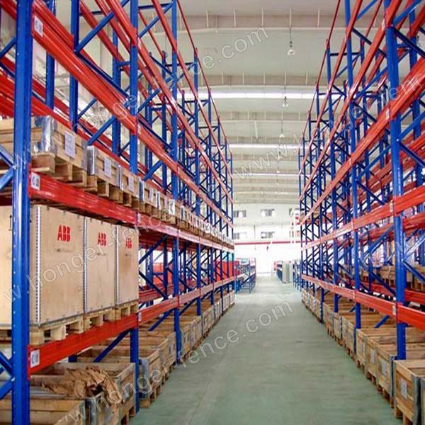 Heavy shelves used in high-level warehouses and ultra-high-level warehouses