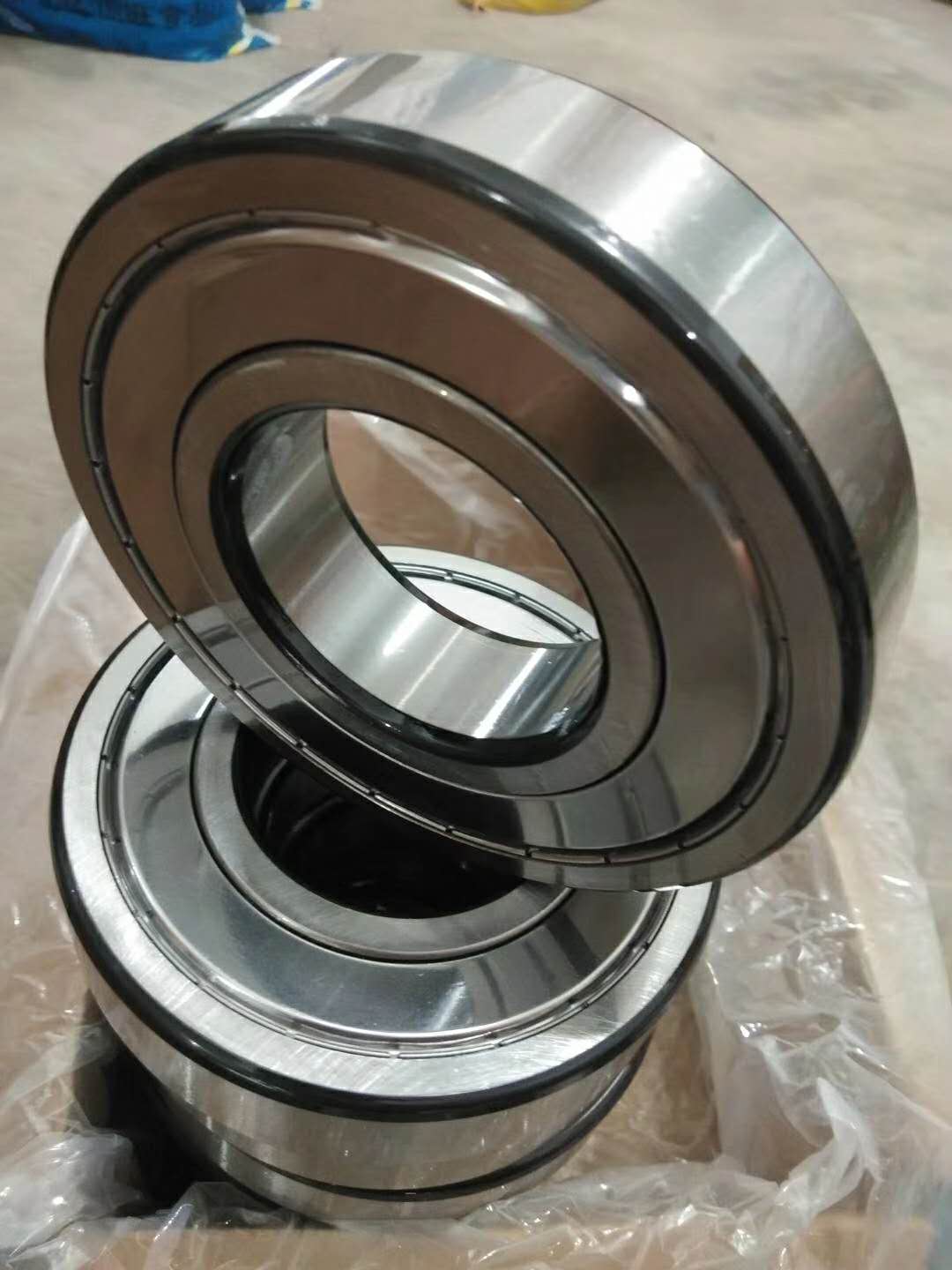 Deep Groove Ball Bearing 6026 on Selling with Low Price