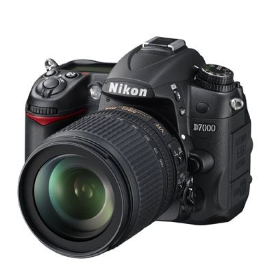 Nikon D7000 Digital SLR (With 18-105mm Lens)