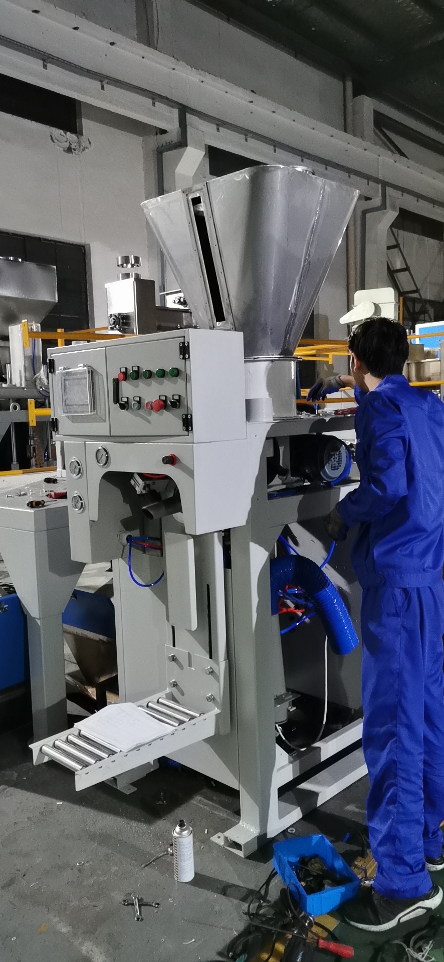 Valve Bag Tricalcium orthophosphate Packing Machine,Fully Automatic Valve Bag Packing Line Wuxi HY Machinery Co., Ltd.