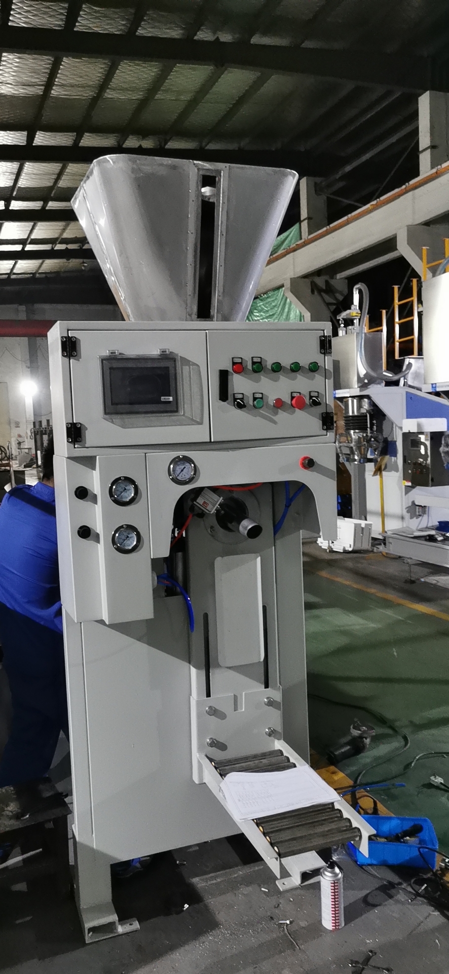 Valve Bag Tricalcium Phosphate Packing Machine,Fully Automatic Valve Bag Packing Line Wuxi HY Machinery Co., Ltd.