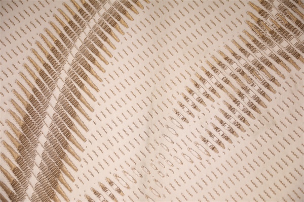 Brown bark asks for double-sided knitted air layer