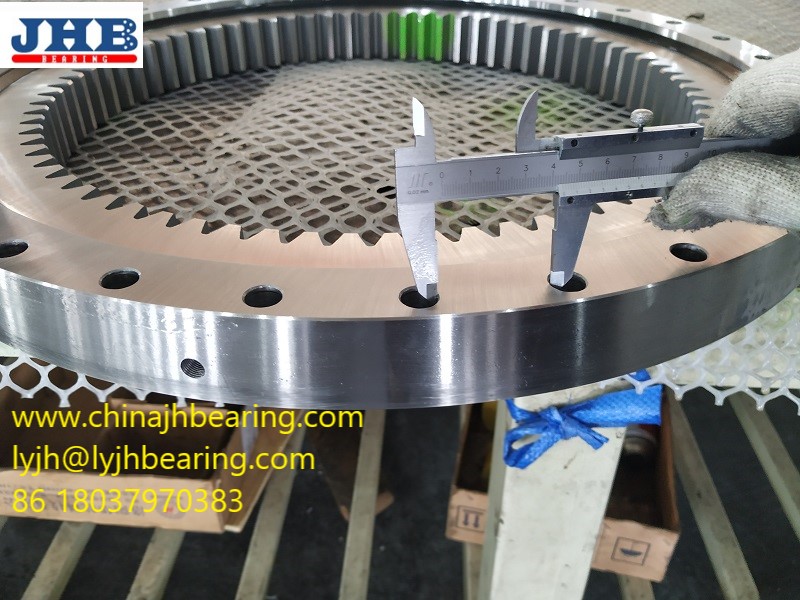 XSI 140944 N crossed roller slewing ring 1014x840x56mm