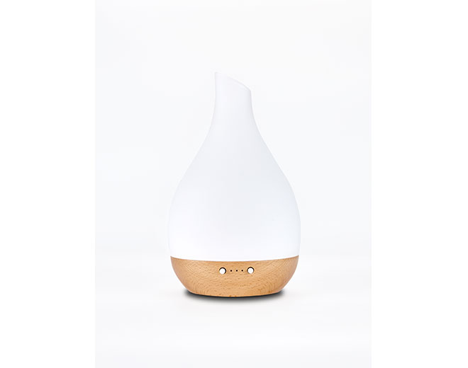 As one of oil diffuser manufacturers, MOZZIN has always been committed to producing sustainable oil diffuser that is made with eco-friendly material. Its essential eco friendly aroma diffuser and humi