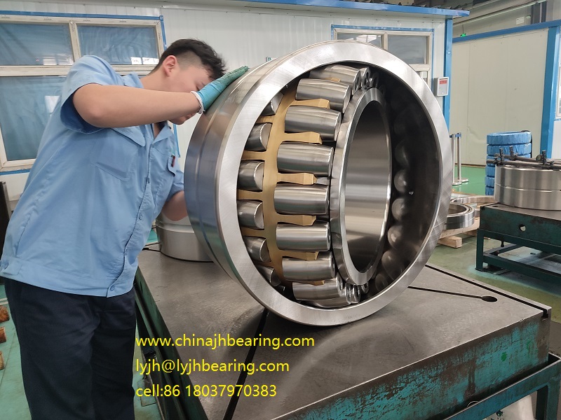 spherical roller bearing 24192ECA/W33  760*460*300MM for VRM Vertical roller mill  